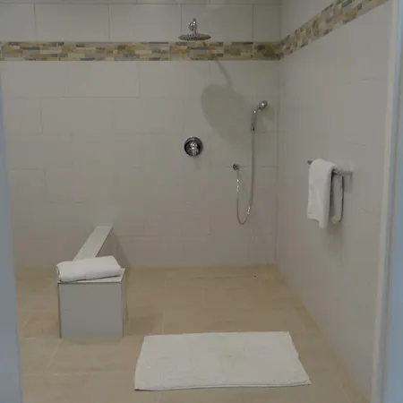 Gaestezimmer & Ubytování v soukromí *